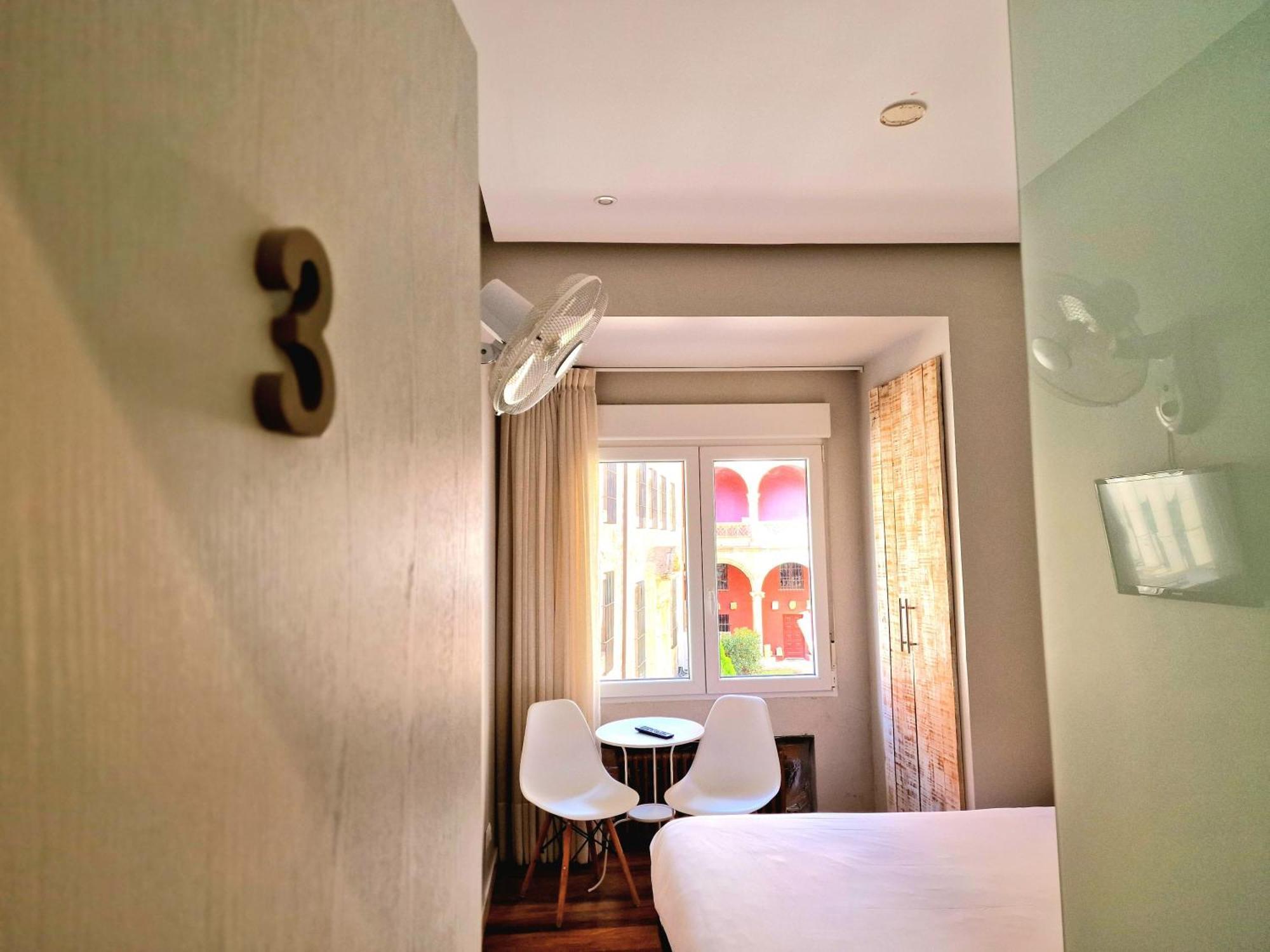 Urban Burgos Otel Dış mekan fotoğraf