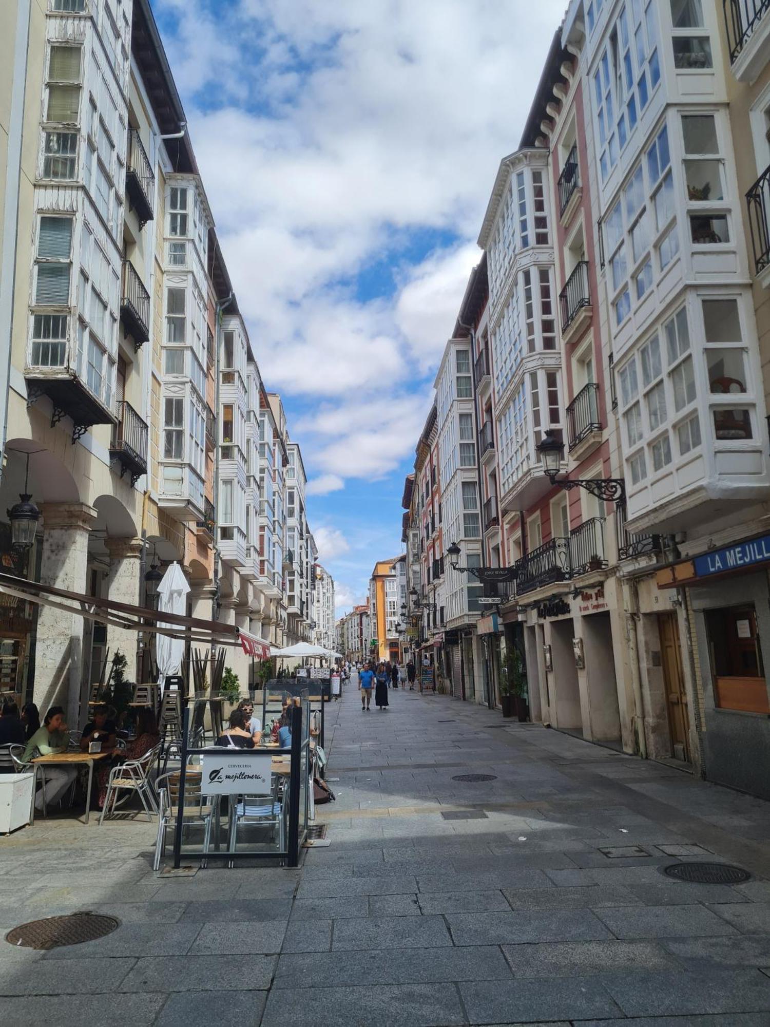 Urban Burgos Otel Dış mekan fotoğraf