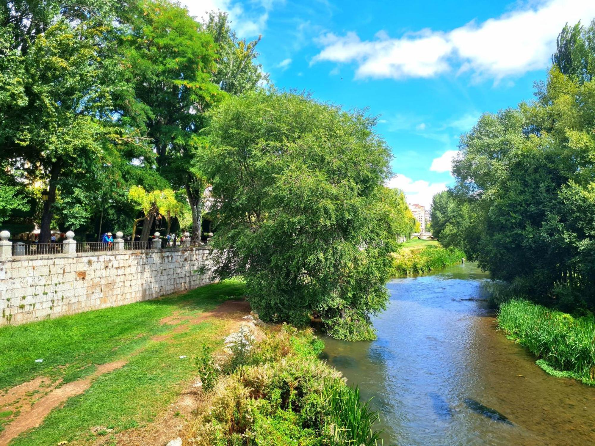 Urban Burgos Otel Dış mekan fotoğraf