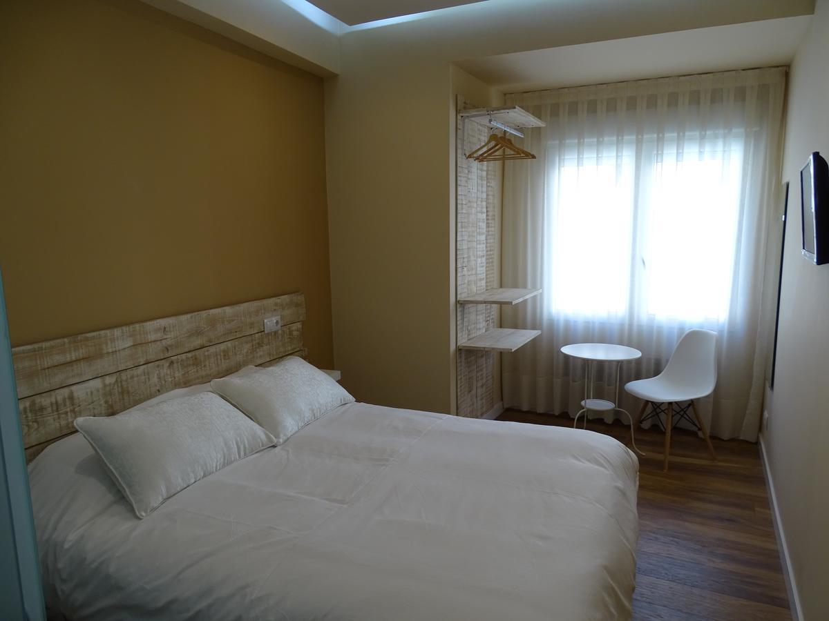 Urban Burgos Otel Oda fotoğraf
