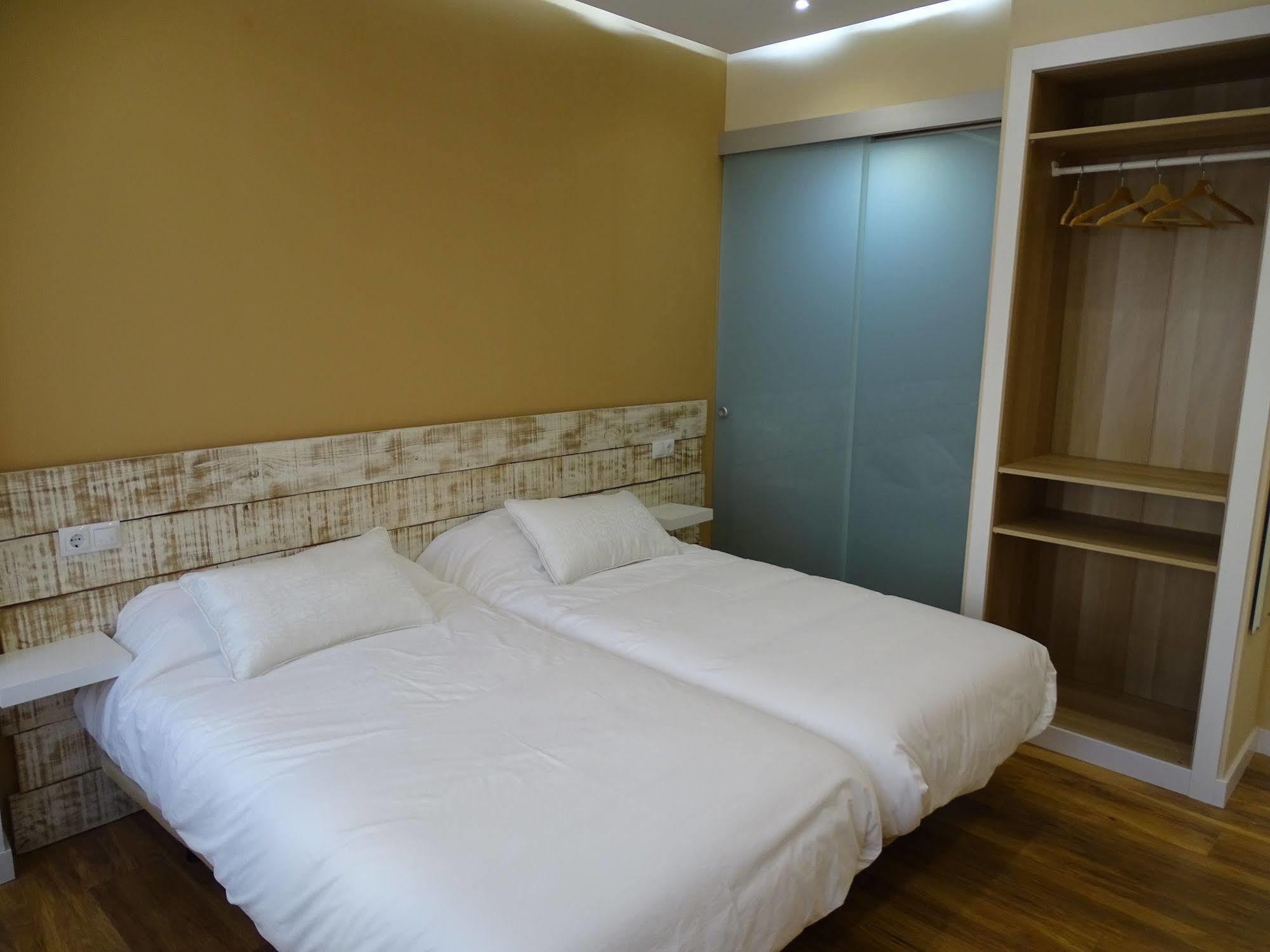 Urban Burgos Otel Dış mekan fotoğraf