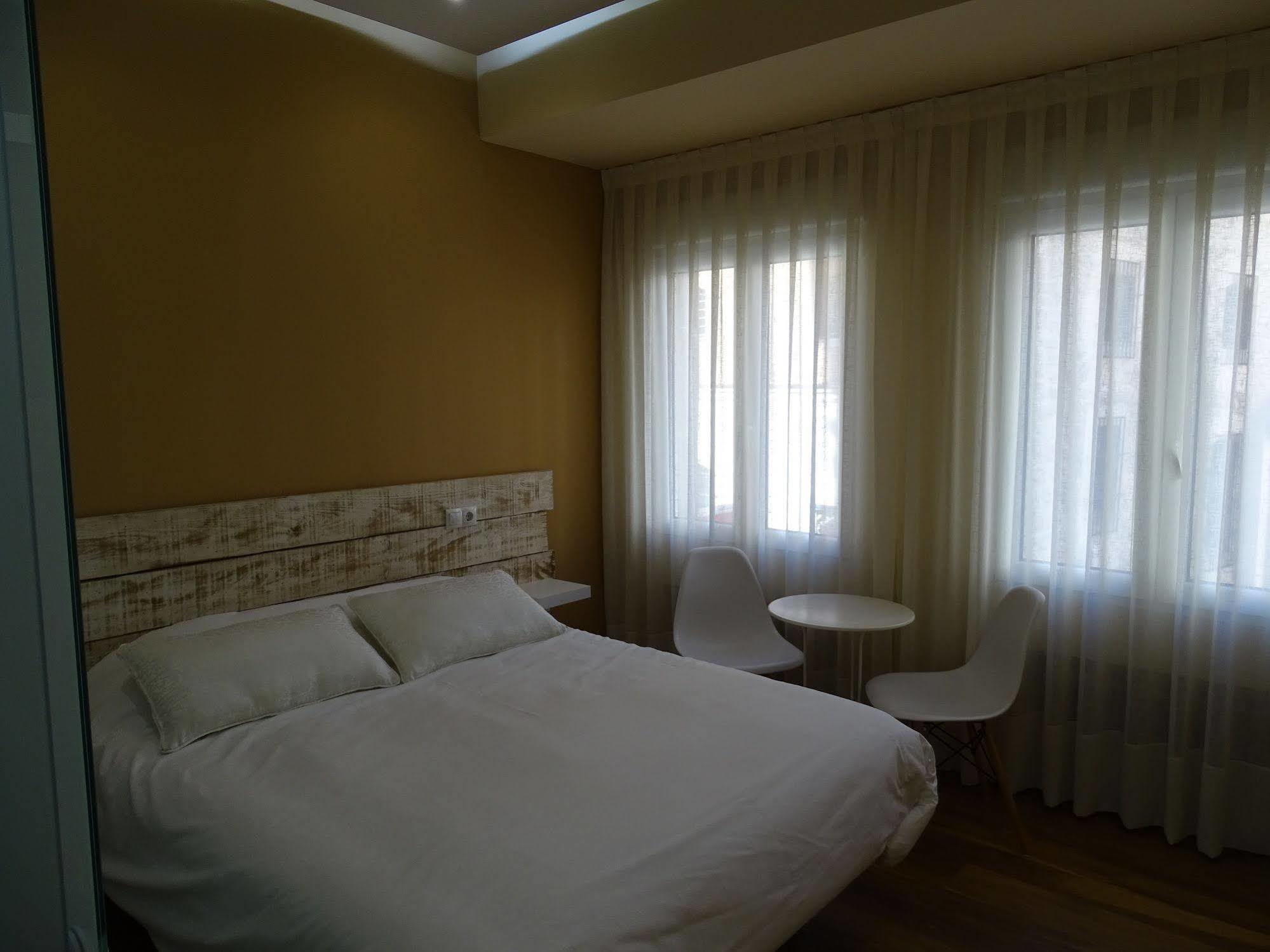 Urban Burgos Otel Dış mekan fotoğraf